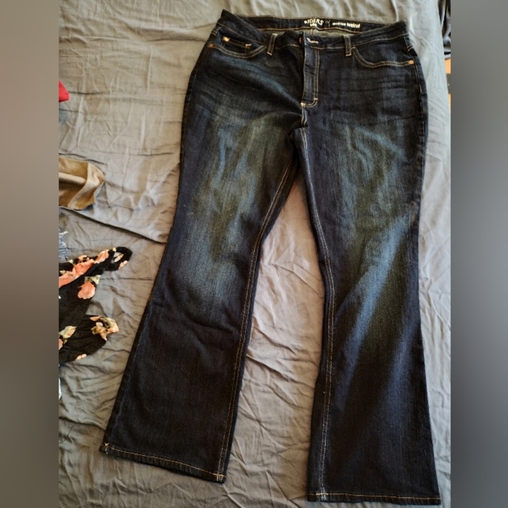 Women's Dark Blue Jeans